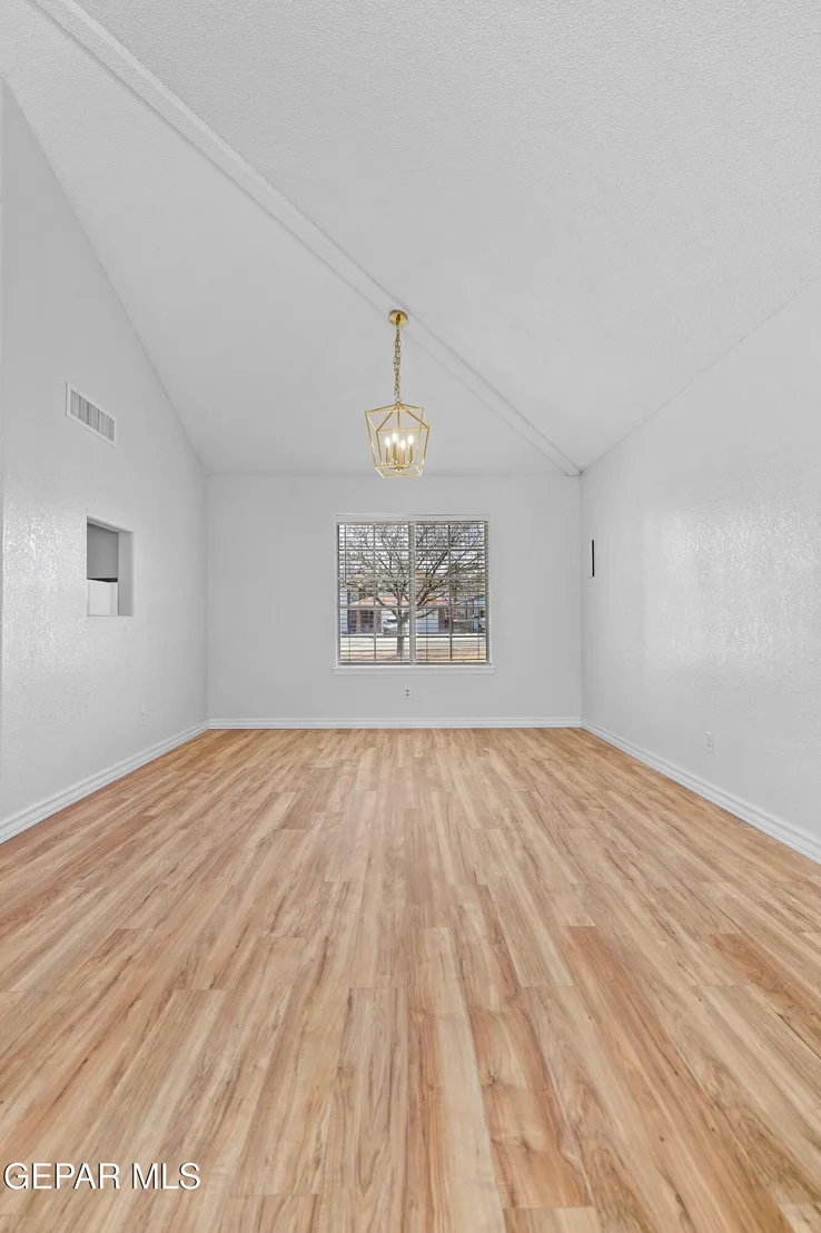 Photo of 5653 Saplinas Road