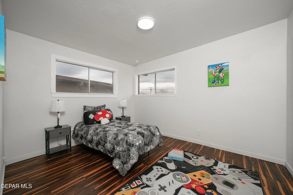 Photo of 5107 HARLAN Drive