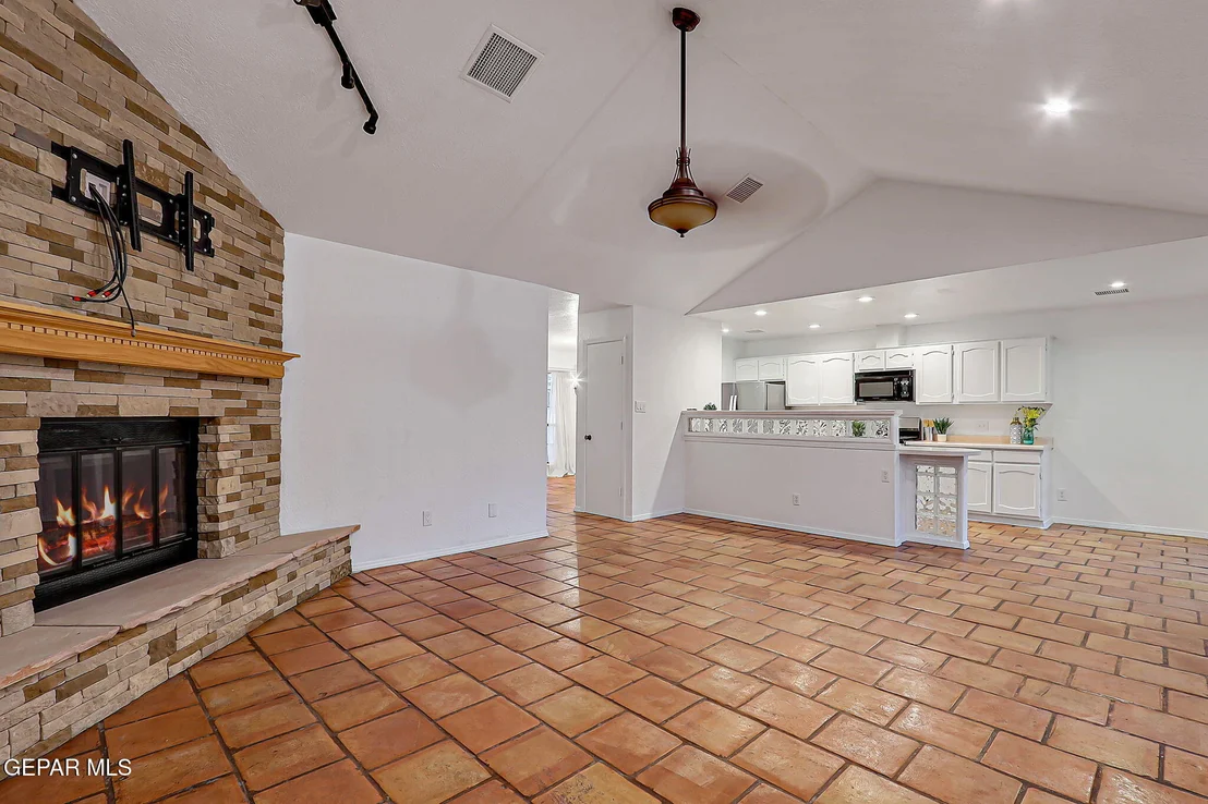 Photo of 11604 Cedar crest Drive