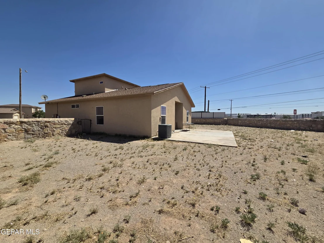 Photo of 10400 SILVERCLOUD Drive