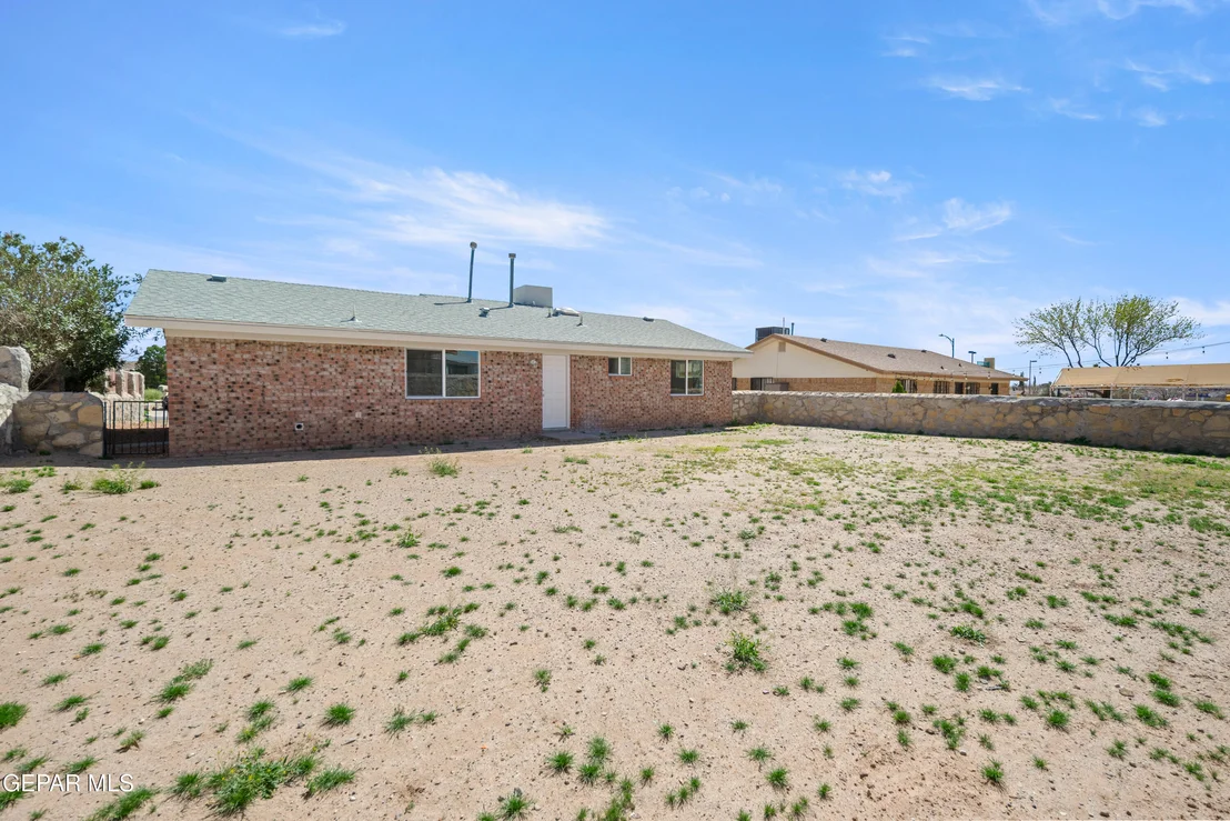 Photo of 1603 JAMES CHISUM Drive