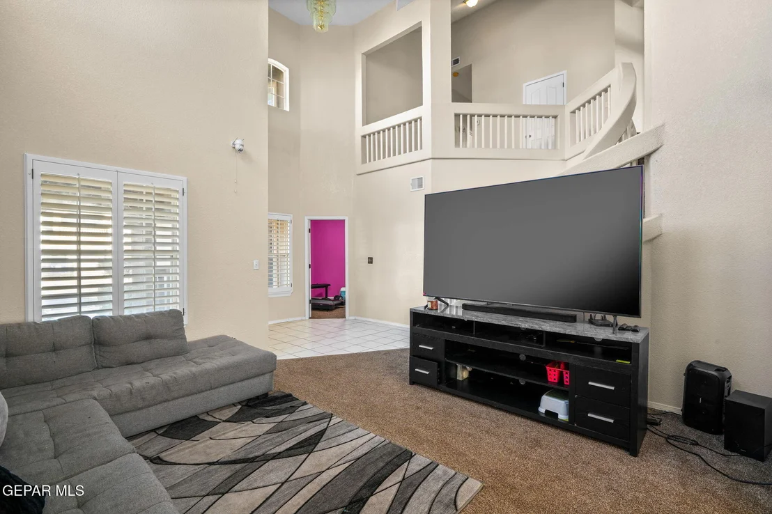 Photo of 2013 SHADOW RIDGE Drive