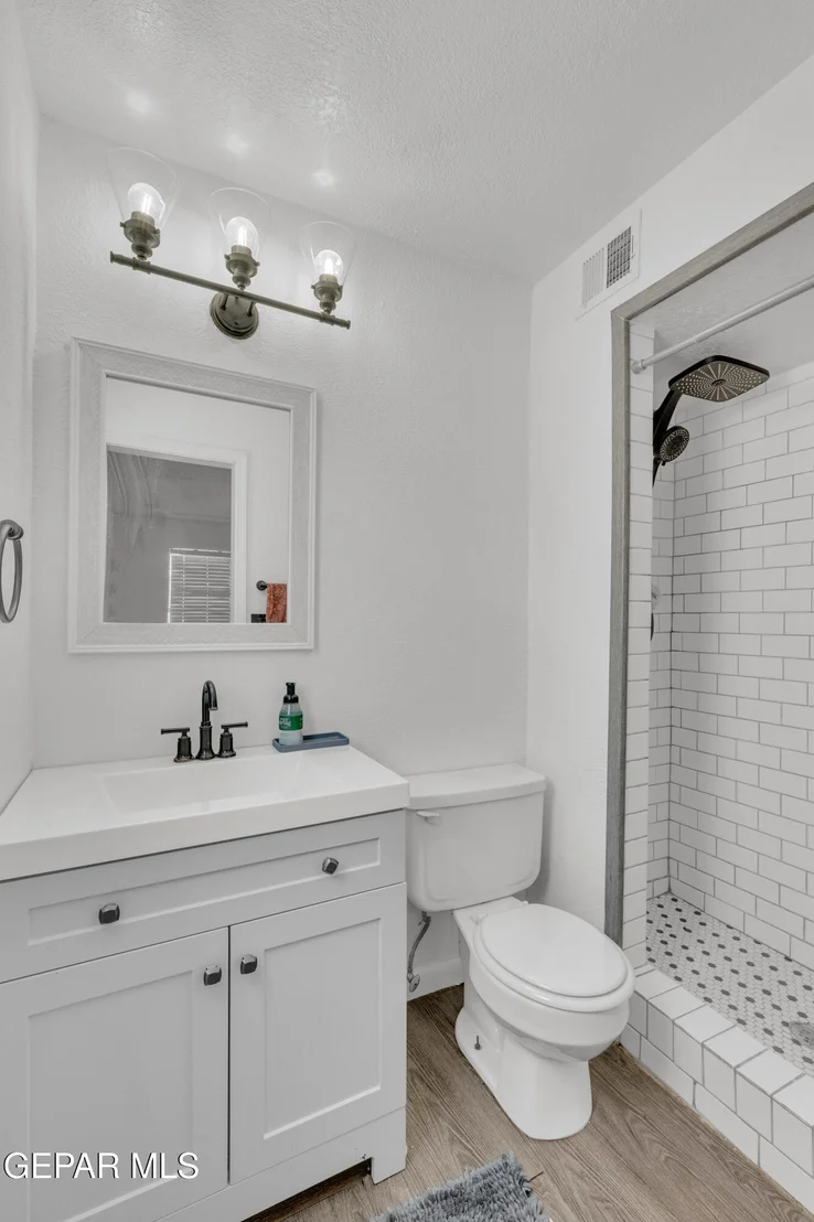 Photo of 11629 BUNKY HENRY Lane