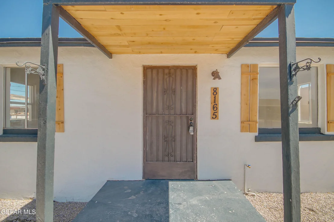 Photo of 8165 JOSEPHINE Circle