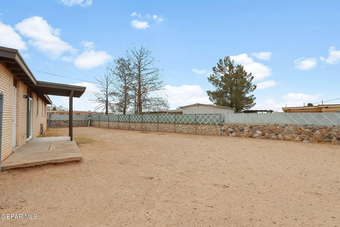Photo of 10447 Hodges Circle
