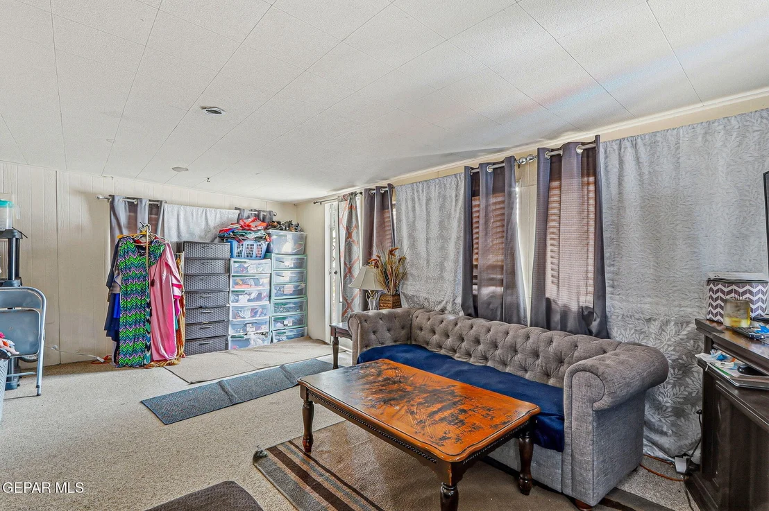 Photo of 5448 Edmonton Avenue