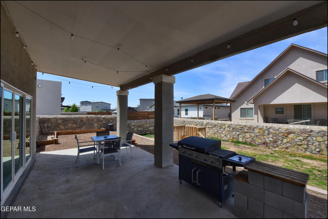 Photo of 913 ABE GOLDBERG Drive