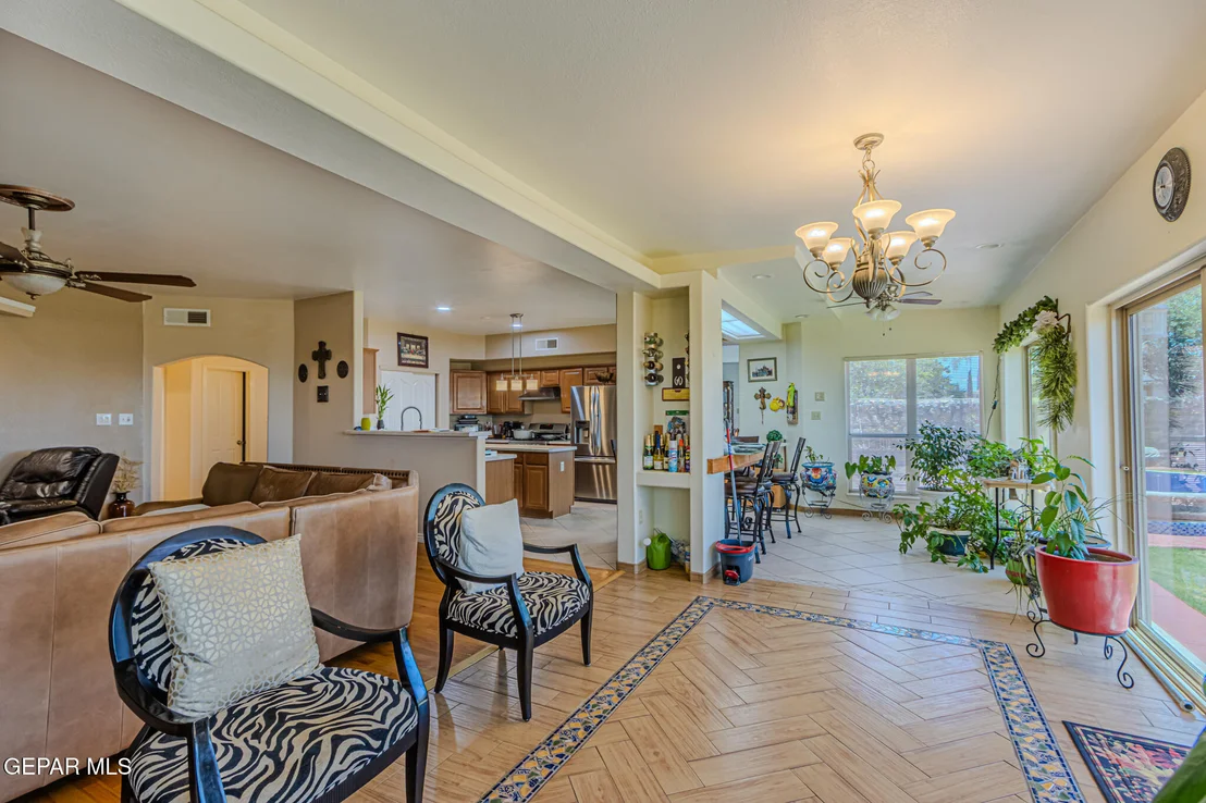 Photo of 528 FLANAGAN Place