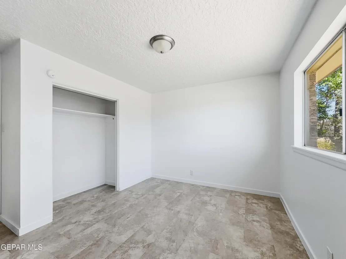 Photo of 5317 CORNELL Avenue