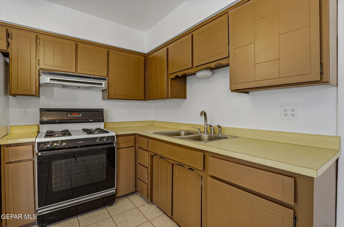 Photo of 6005 MIDAS Drive