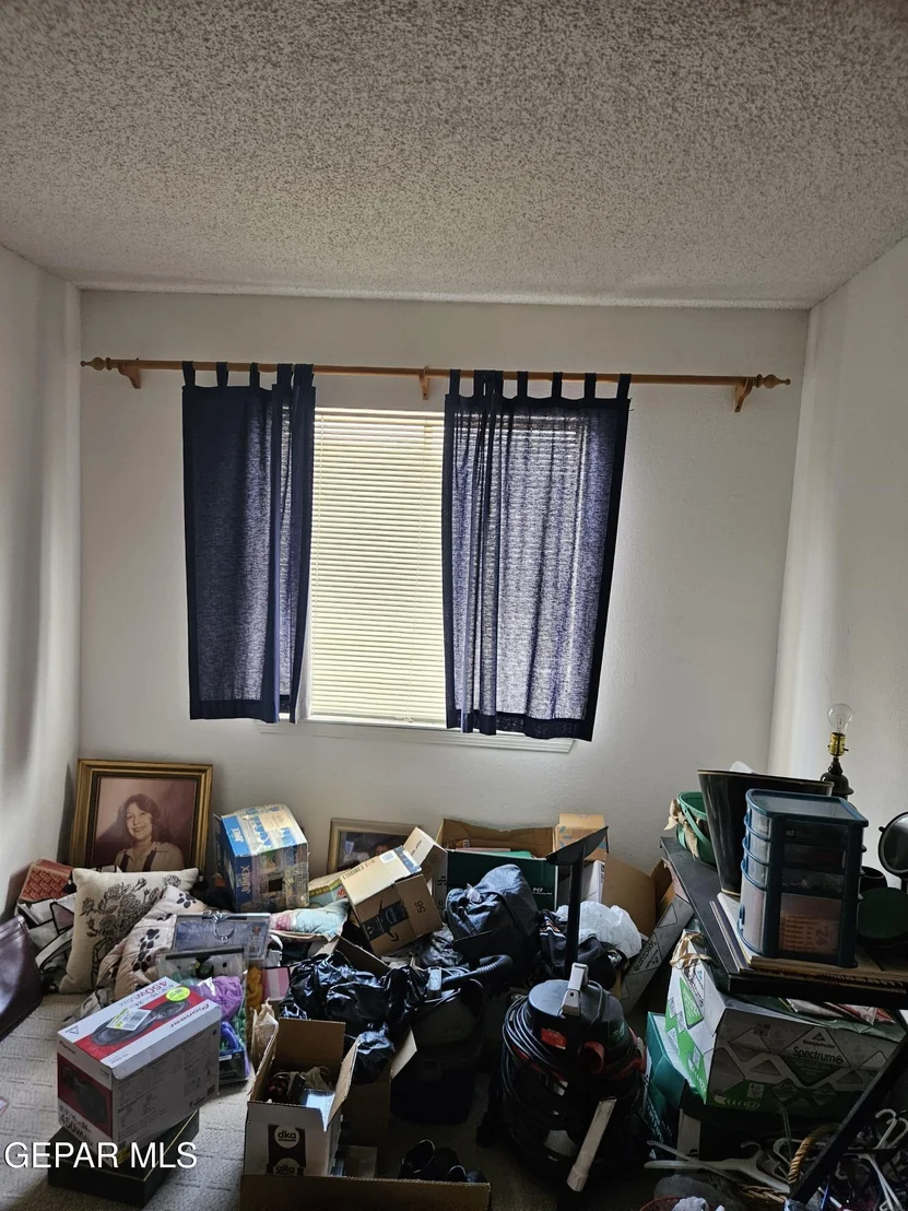 Photo of 704 ESPOLON Drive