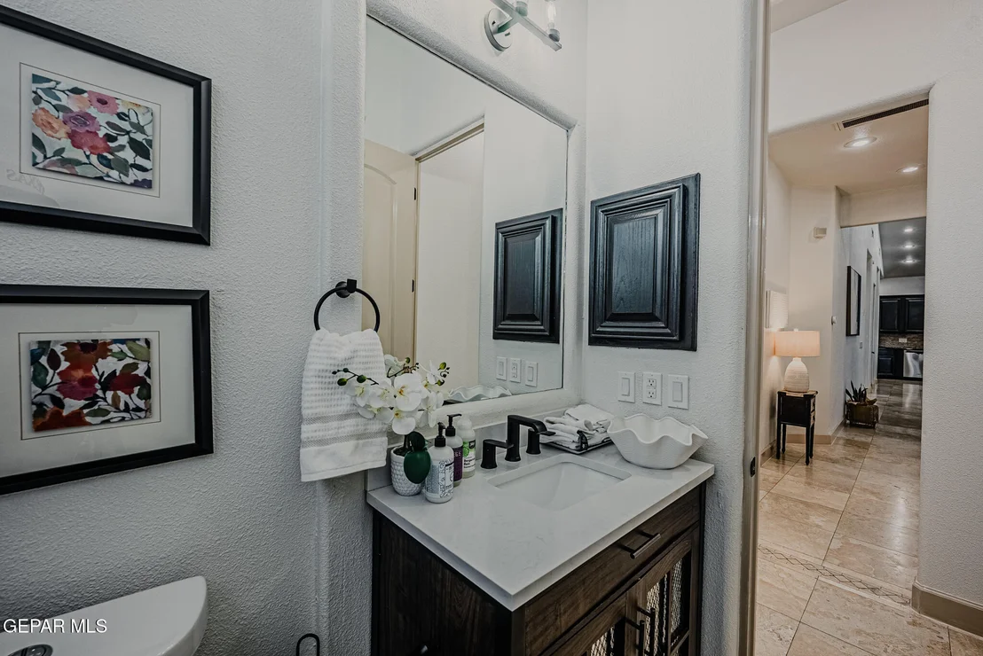 Photo of 6236 FRANKLIN HAWK Avenue