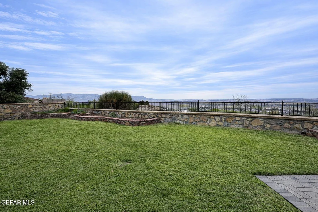Photo of 5433 Cactus Hill Drive