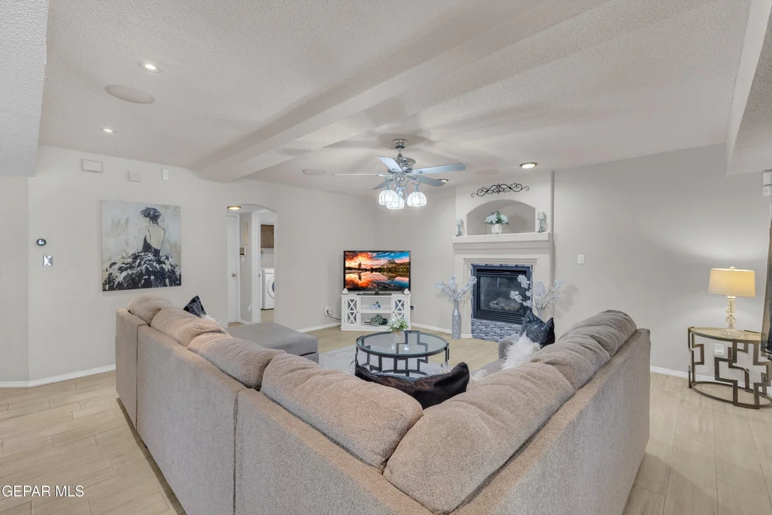Photo of 717 Teichelkamp Drive