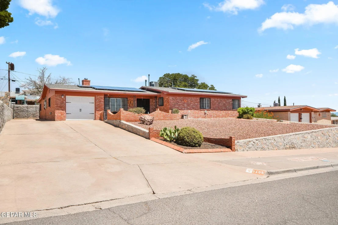 Photo of 3405 MOONLIGHT Avenue