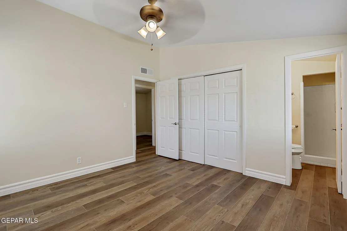 Photo of 10401 Springwood Drive