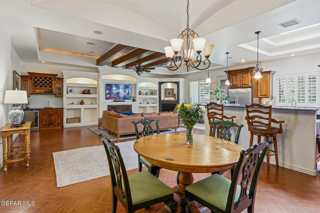 Photo of 6163 FRANKLIN DOVE Avenue