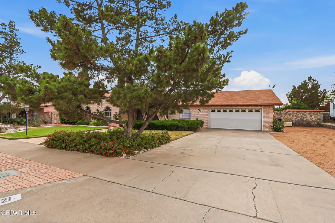 Photo of 1321 HOOKRIDGE Drive