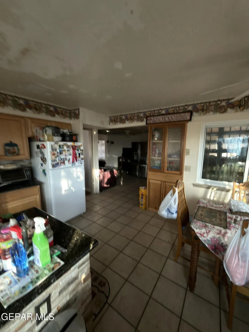 Photo of 1657 LOMALAND Drive