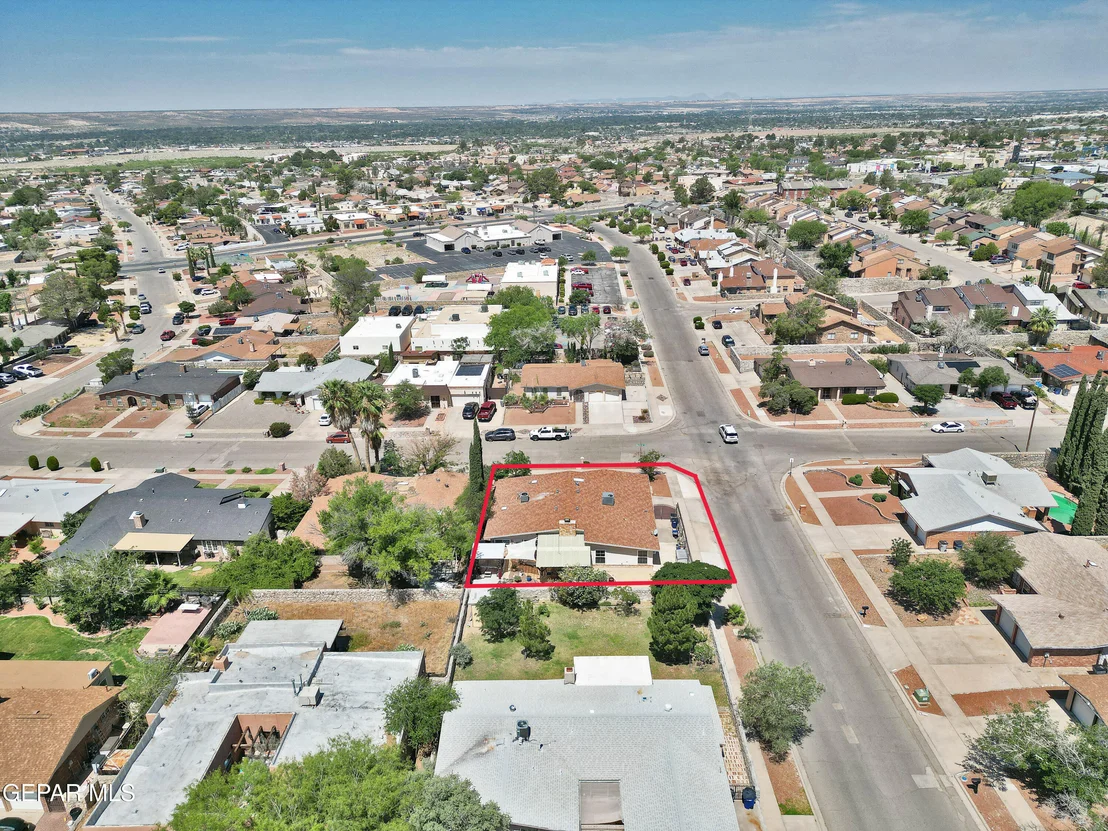 Photo of 516 QUERETARO Drive