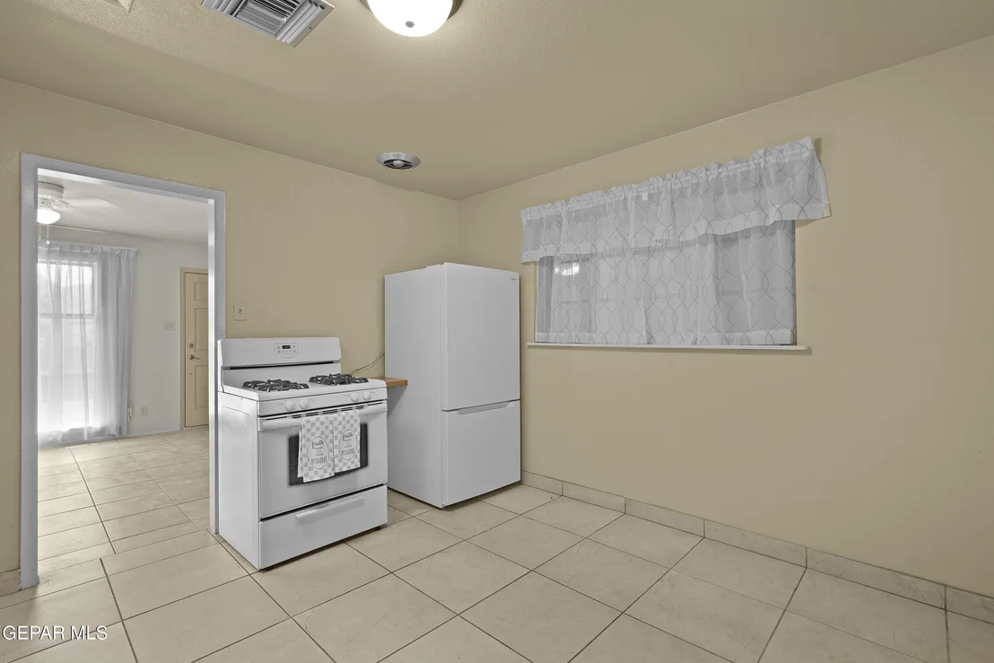 Photo of 9132 MOUNT ETNA Drive