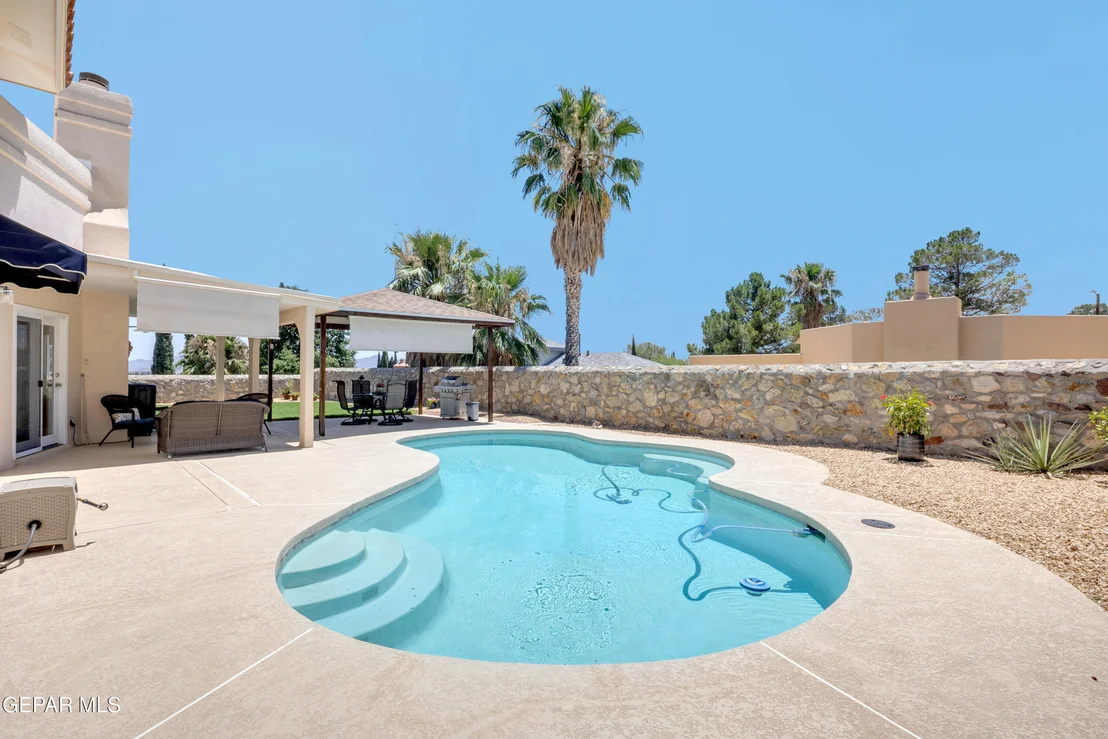 Photo of 7016 TOLUCA Drive