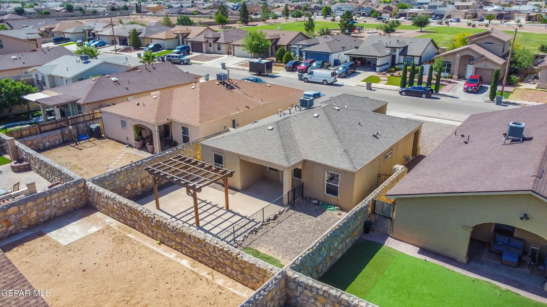 Photo of 14353 SPANISH POINT Drive