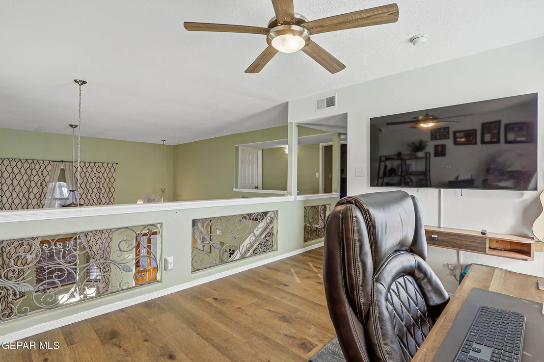 Photo of 10908 NORTHVIEW Drive
