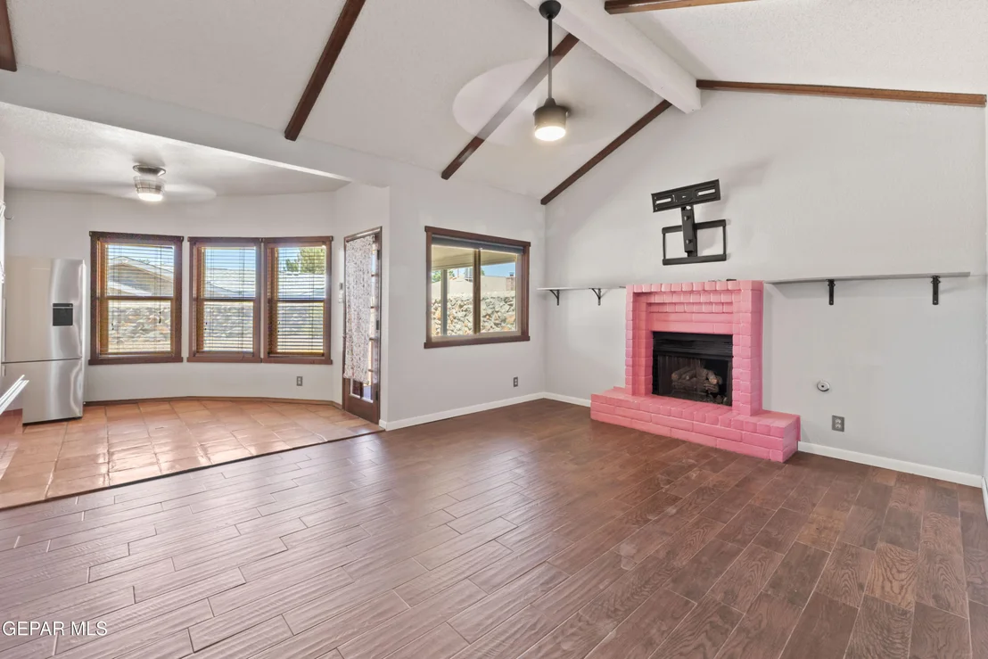 Photo of 903 AGUA CALIENTE Drive