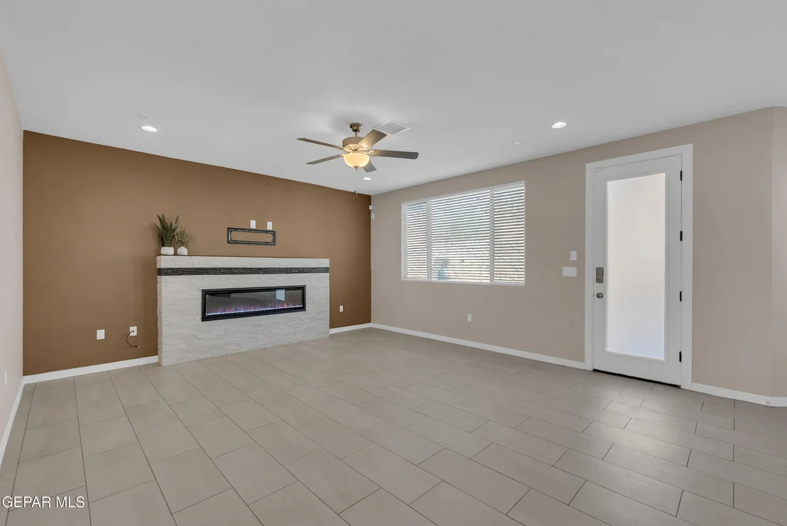 Photo of 468 EMERALD BLUFF Drive