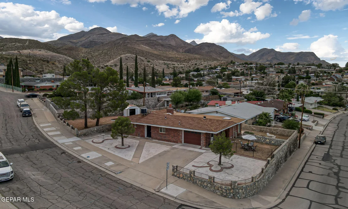 Photo of 3317 ZIRCON Drive
