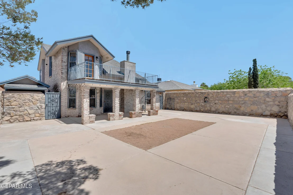 Photo of 12176 JOSE CISNEROS Drive