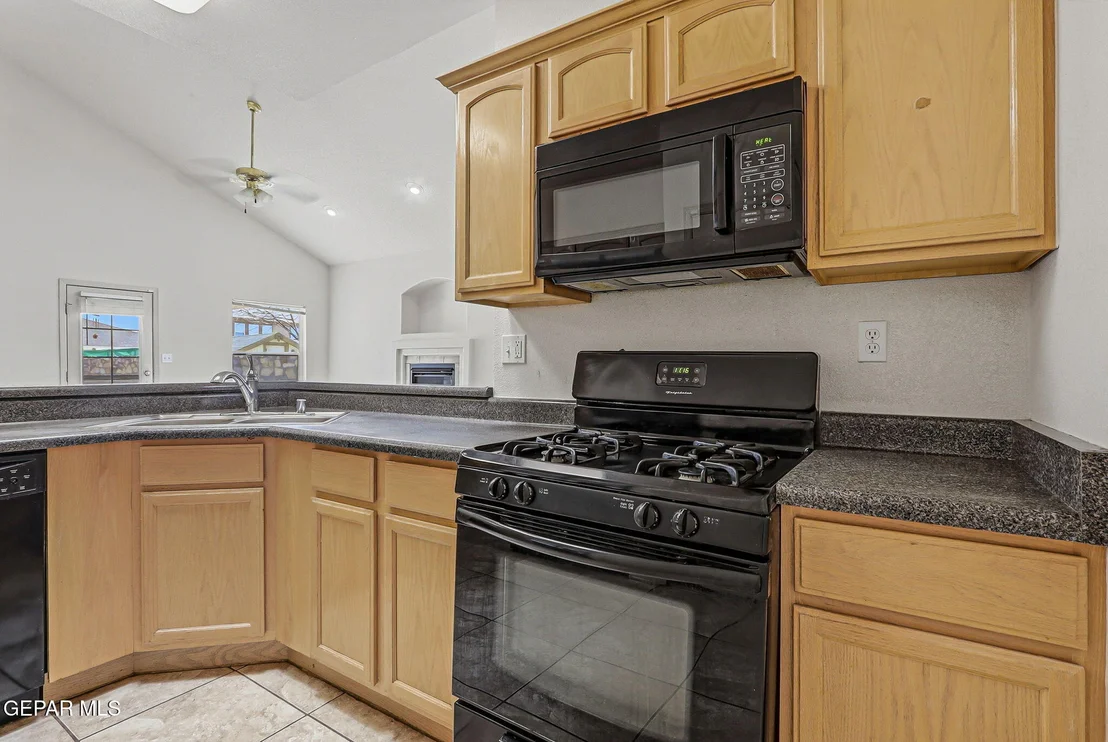 Photo of 10794 AARON Street