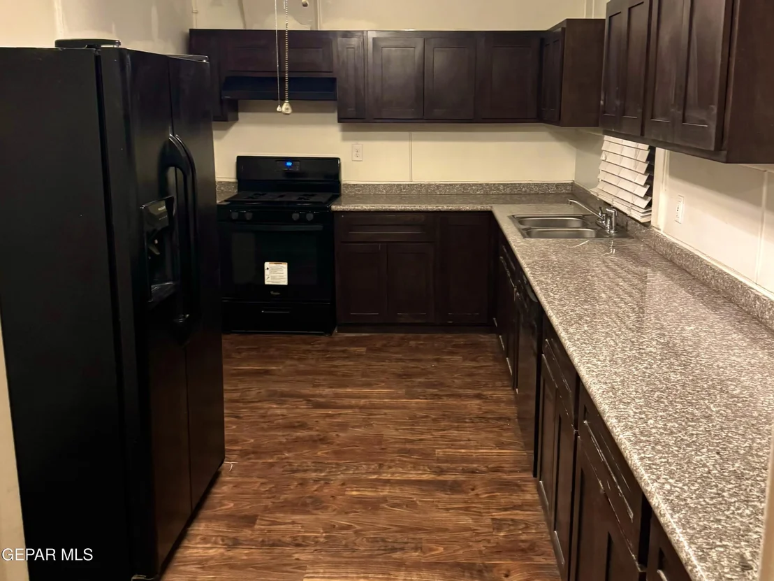 Photo of 521 RANDOLPH Drive