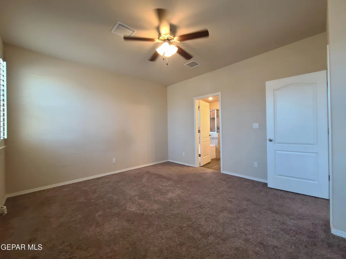 Photo of 7421 EAGLE VISTA Drive
