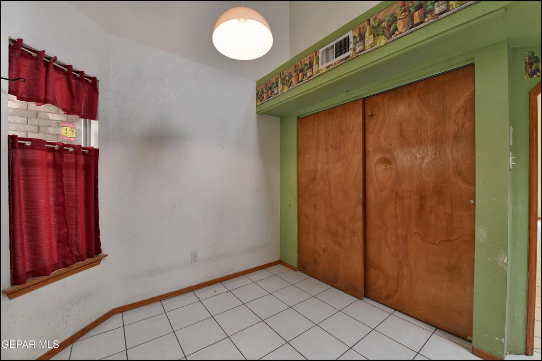 Photo of 1348 Black Ridge Drive