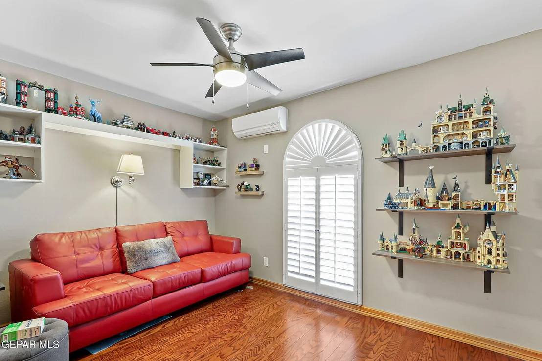 Photo of 5436 LA ESTANCIA Circle
