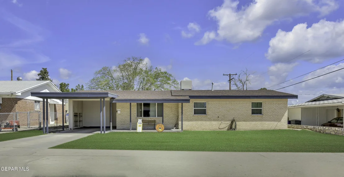 Photo of 9601 Selkirk Drive