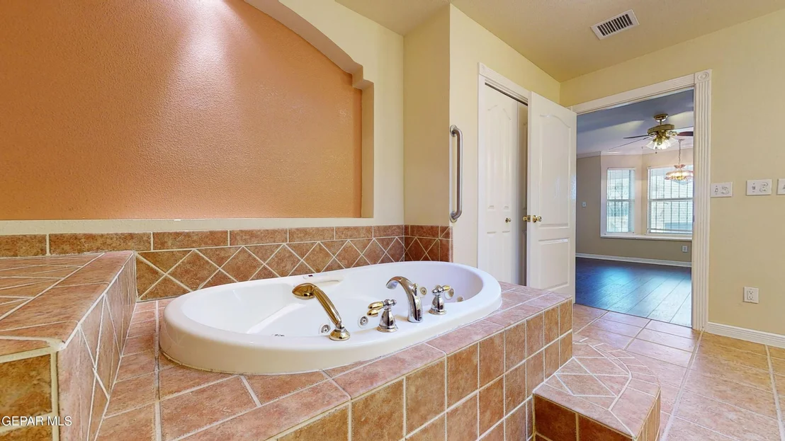 Photo of 2607 Elm Street