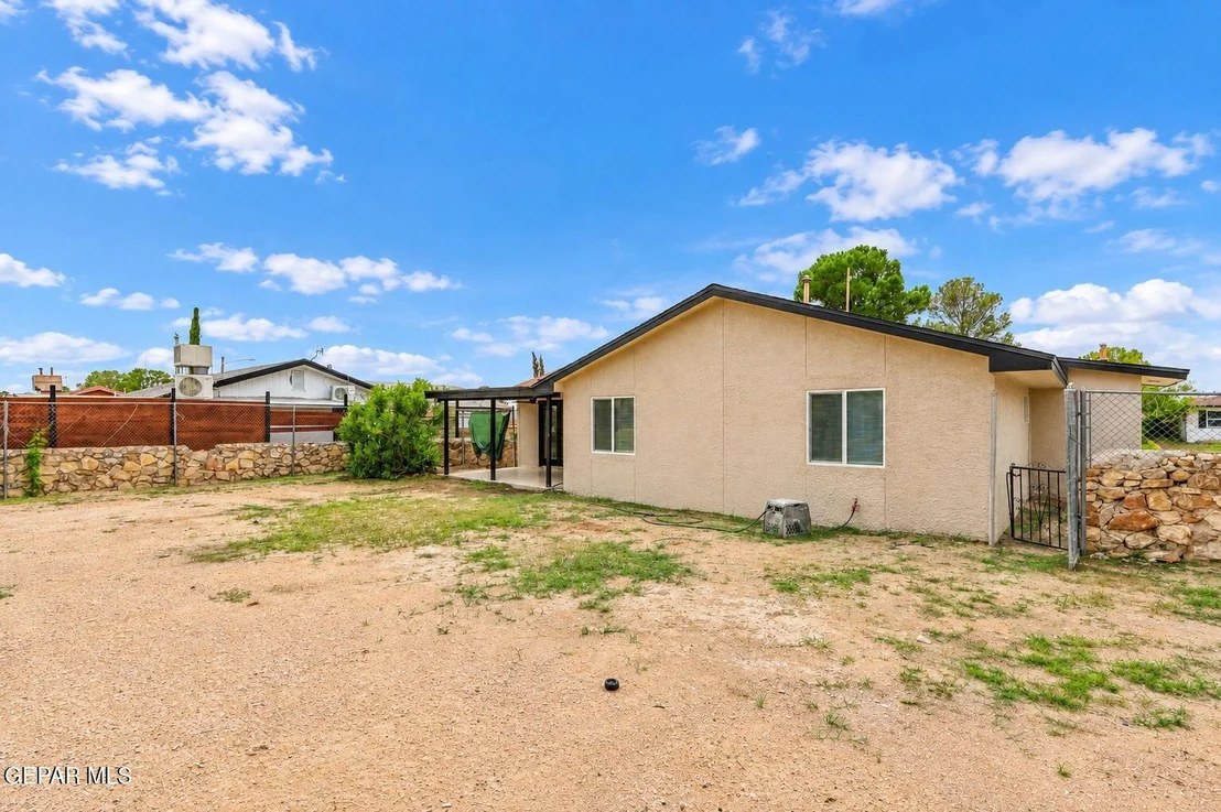 Photo of 1662 DOUG OLSON Drive