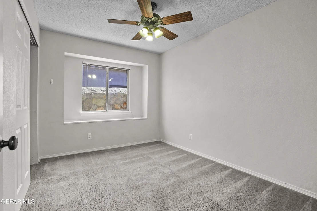 Photo of 813 Desert Bush Drive