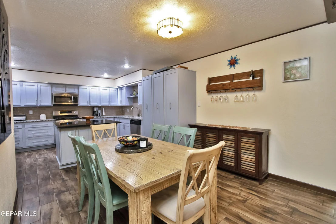 Photo of 516 QUERETARO Drive