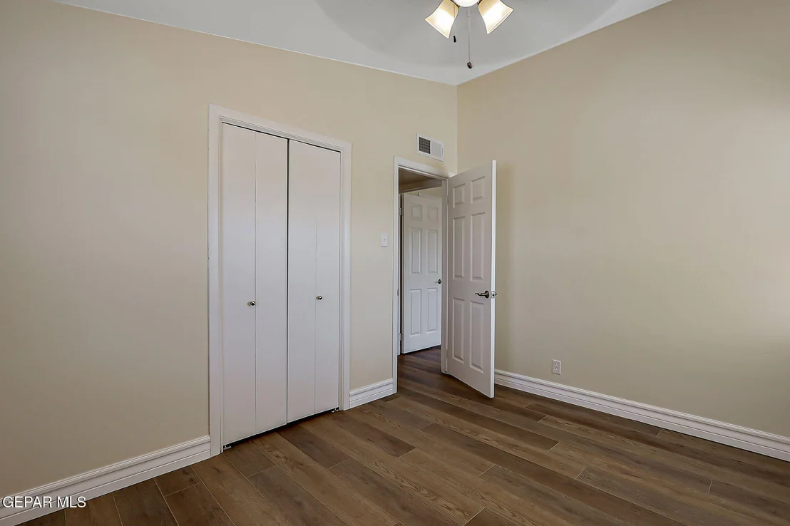 Photo of 10401 Springwood Drive