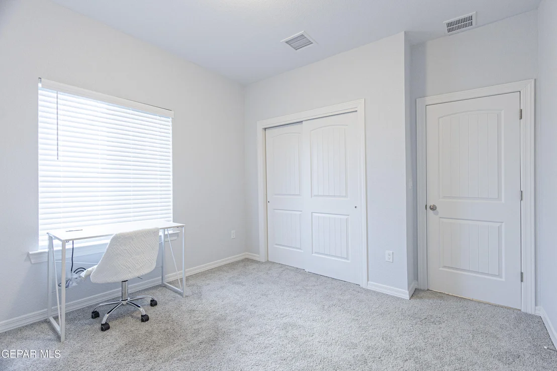 Photo of 546 Spanish Oak Drive