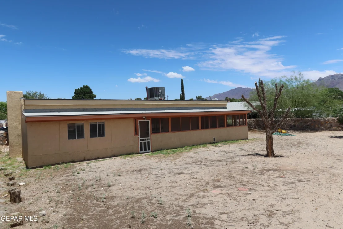 Photo of 836 DE LEON Drive