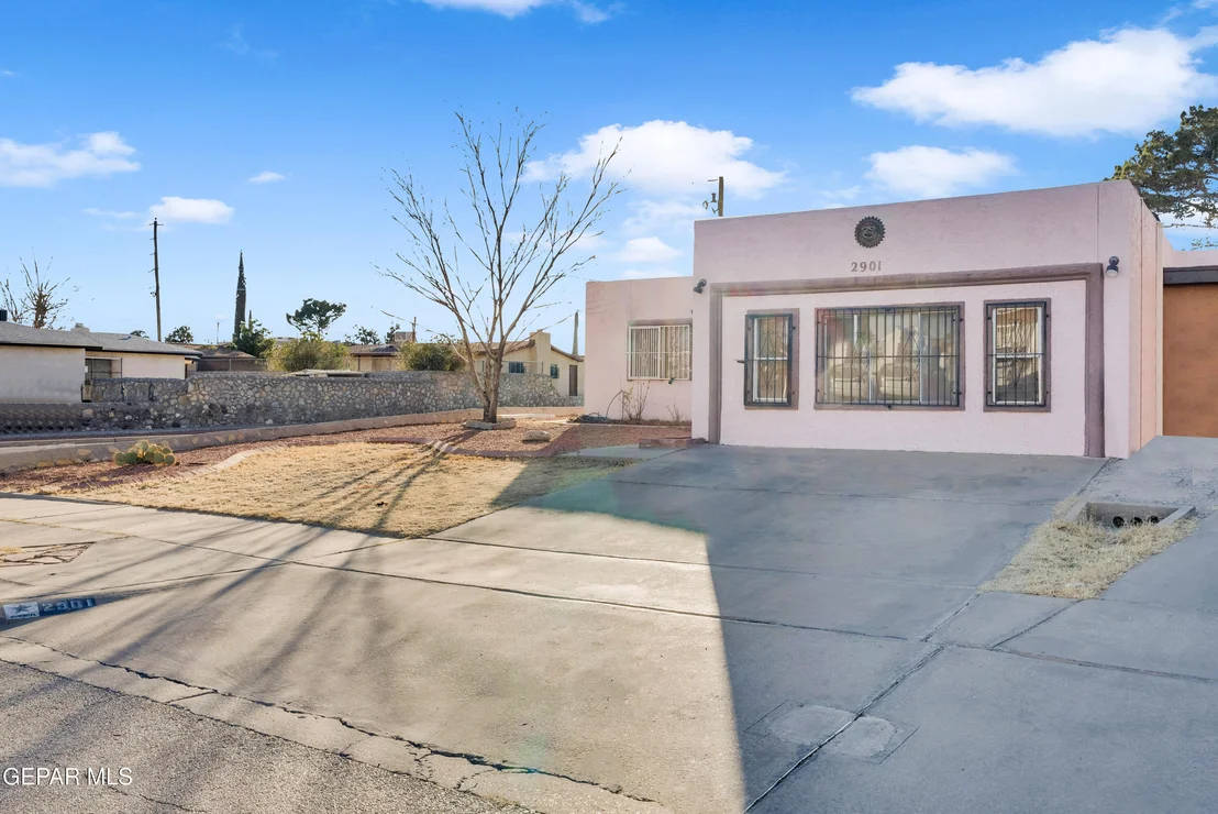 Photo of 2901 EADS Place