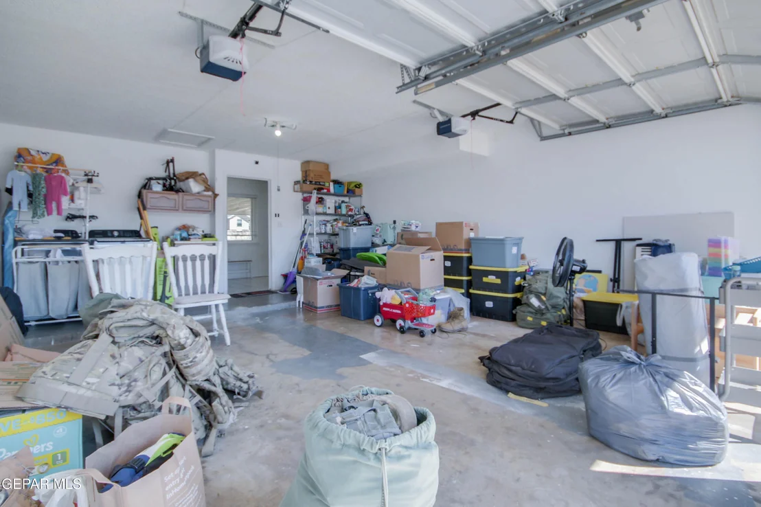 Photo of 5629 LONGVIEW Circle