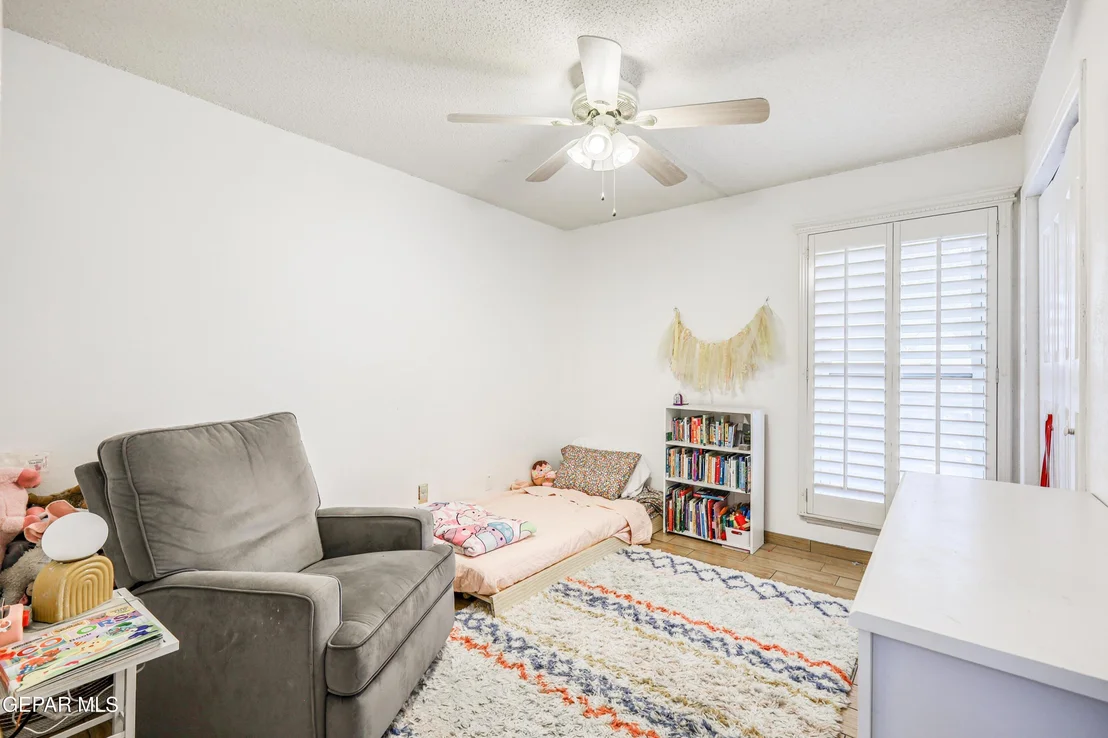 Photo of 708 SOMERSET Drive