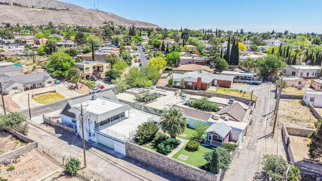 Photo of 704 MCKELLIGON Drive