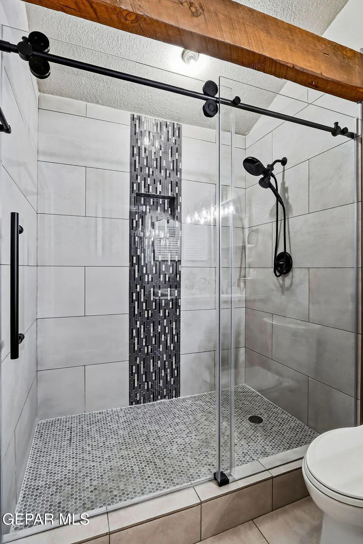 Photo of 5205 VALLEY SPRING Way